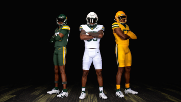 Packers no College? Time de Baylor vestirá uniformes quase iguais.